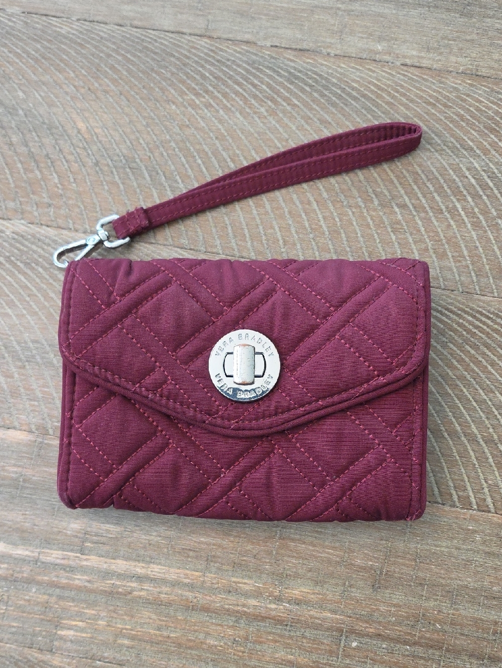 Vera Bradley Your Turn Turnlock Wallet Mulled Wine/Raisin